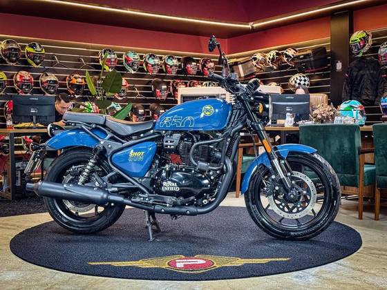 ROYAL ENFIELD SHOTGUN 650 PLASMA BLUE ROYAL ENFIELD SHOTGUN 650 PLASMA BLUE